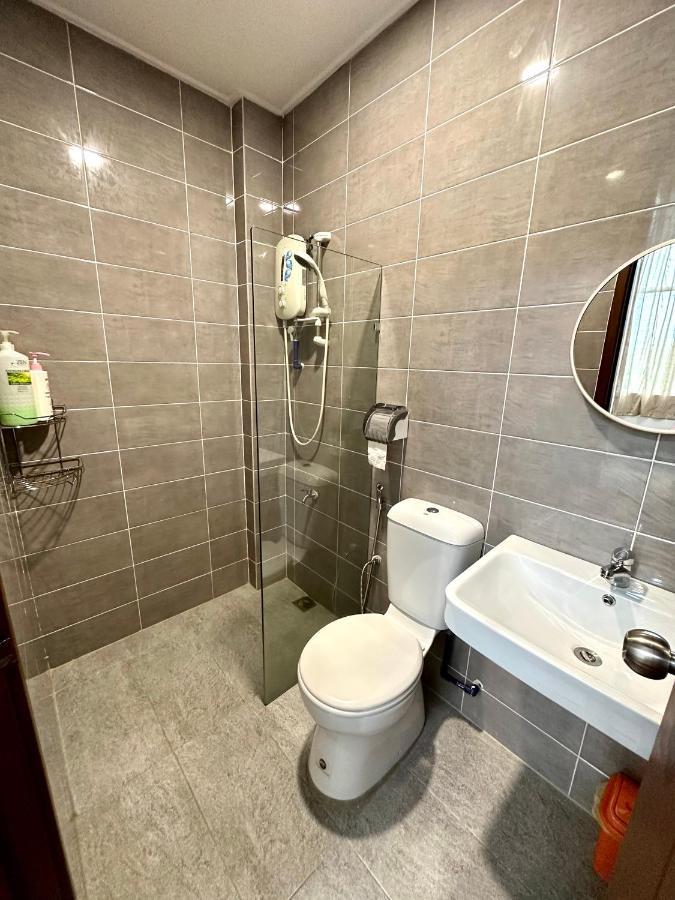 Springfield 3-Storey Cheerful Townhouse #Yoyo Homestay SDK Eksteriør billede