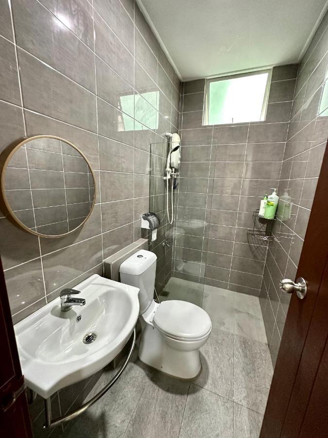 Springfield 3-Storey Cheerful Townhouse #Yoyo Homestay SDK Eksteriør billede