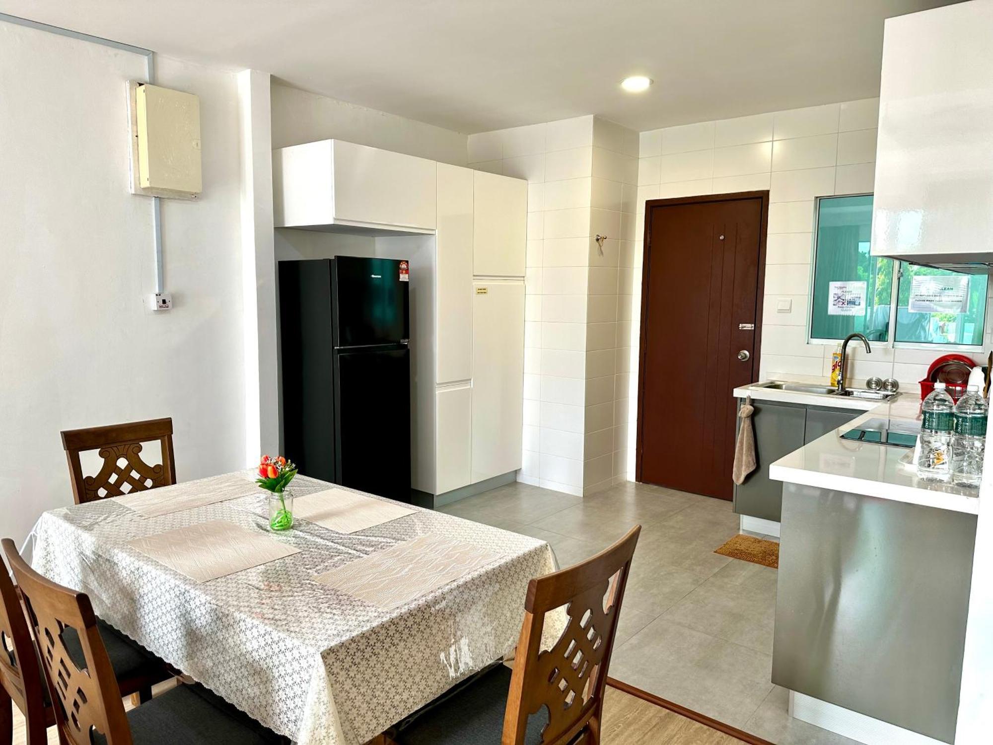 Springfield 3-Storey Cheerful Townhouse #Yoyo Homestay SDK Eksteriør billede